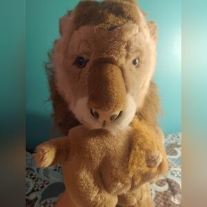 Daddy Lion And Lion Cub Stuffed Animal